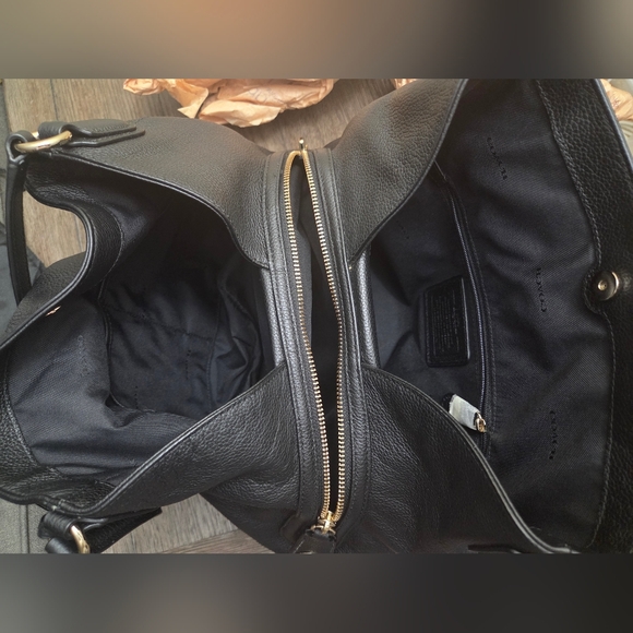 Coach Edie Leather Shoulder Bag - Black - Picture 6 of 7